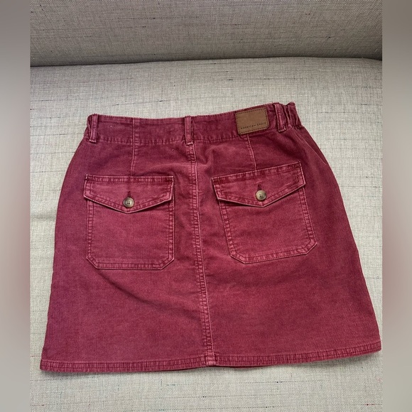 American Eagle Outfitters Rose Mini Skirt size 4 - Picture 5 of 6